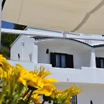 Hotel La Casa E Il Mare, Private Bay