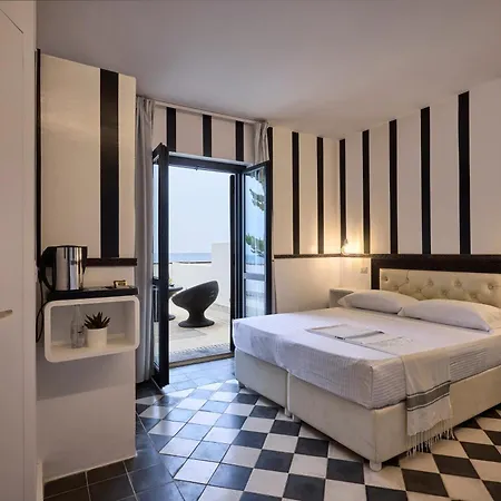 La Casa E Il Mare, Private Bay Hotel