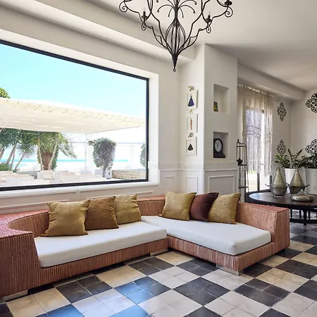 Hotel La Casa E Il Mare, Private Bay