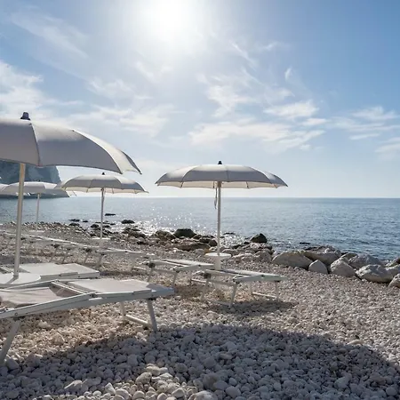 La Casa E Il Mare, Private Bay Hotel 4*