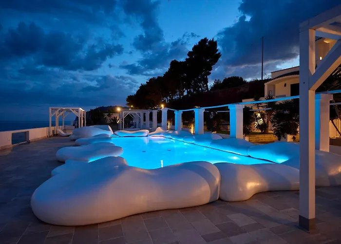 מלון La Casa E Il Mare, Private Bay 4*